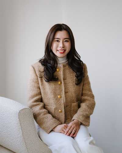 Elaine  Yeo